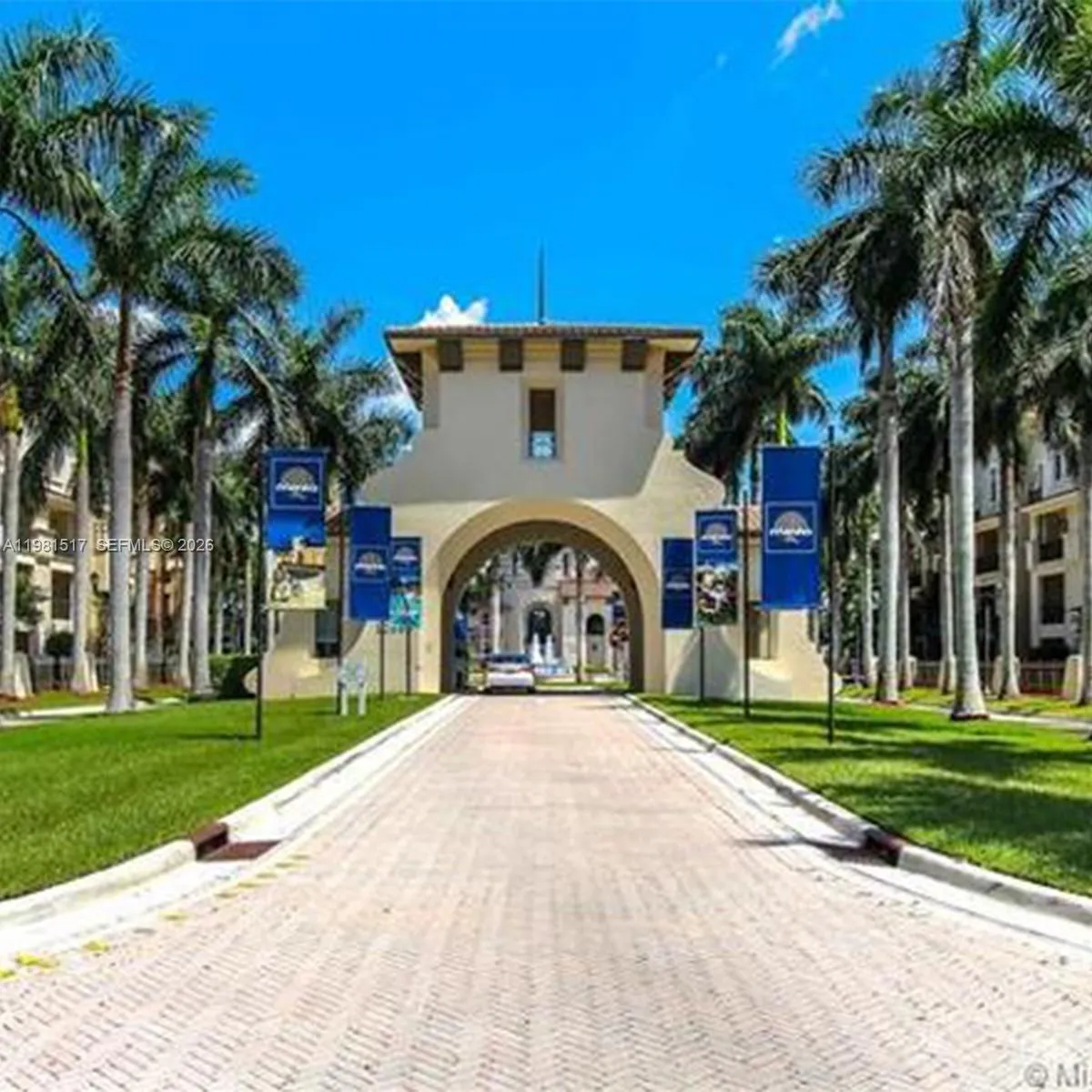 Foto de propiedad en 3020 NW 125th Avenue 211, Sunrise, FL 33323 Sunrise con MLS# 