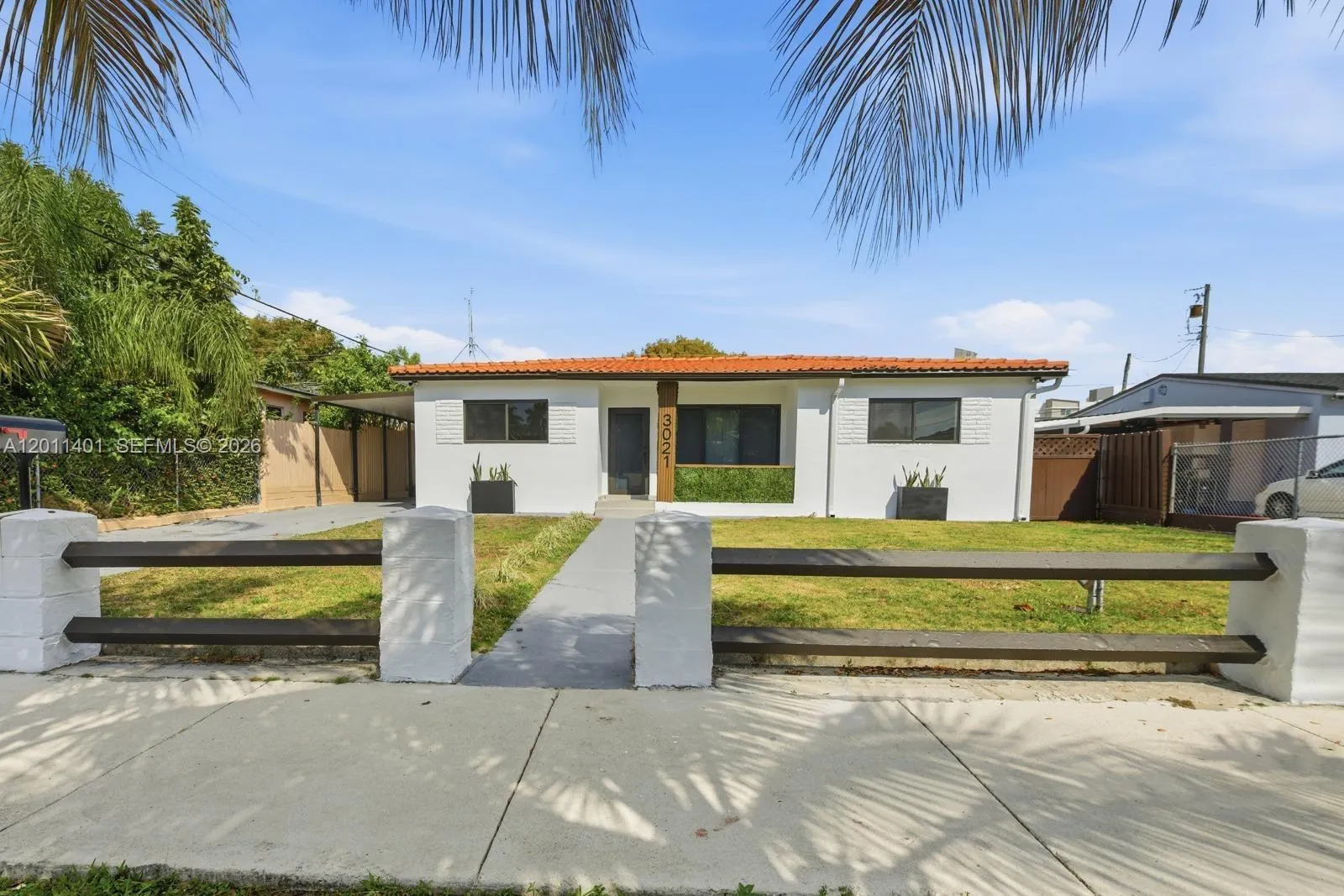 Foto de propiedad en 3021 SW 12th Street, Miami, FL 33135 Miami con MLS# 