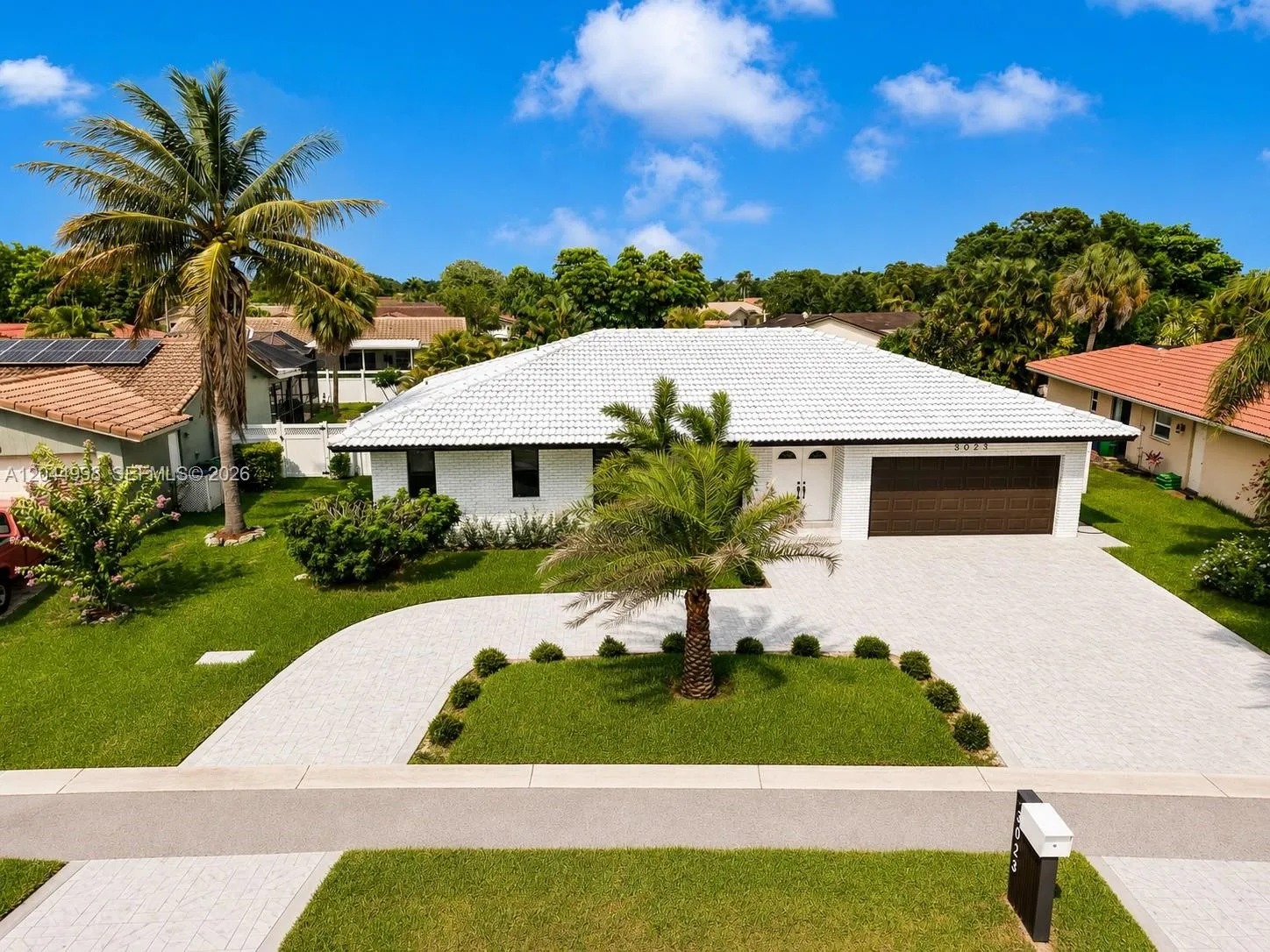 Foto de propiedad en 3023 NW 123rd Avenue, Coral Springs, FL 33065 Coral Springs con MLS# 