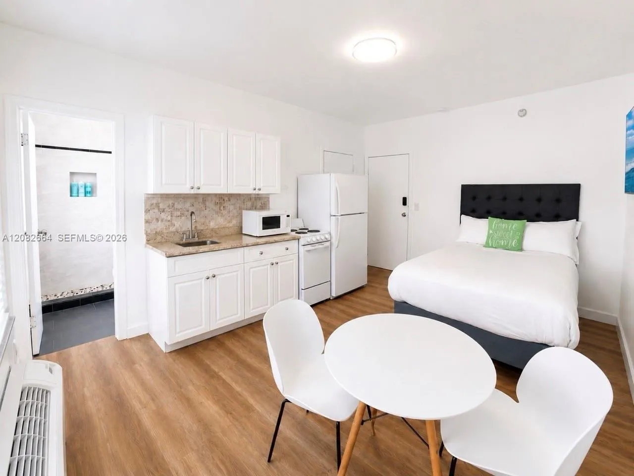Foto de propiedad en 3025 Indian Creek Drive 310, Miami Beach, FL 33140 Miami Beach con MLS# 