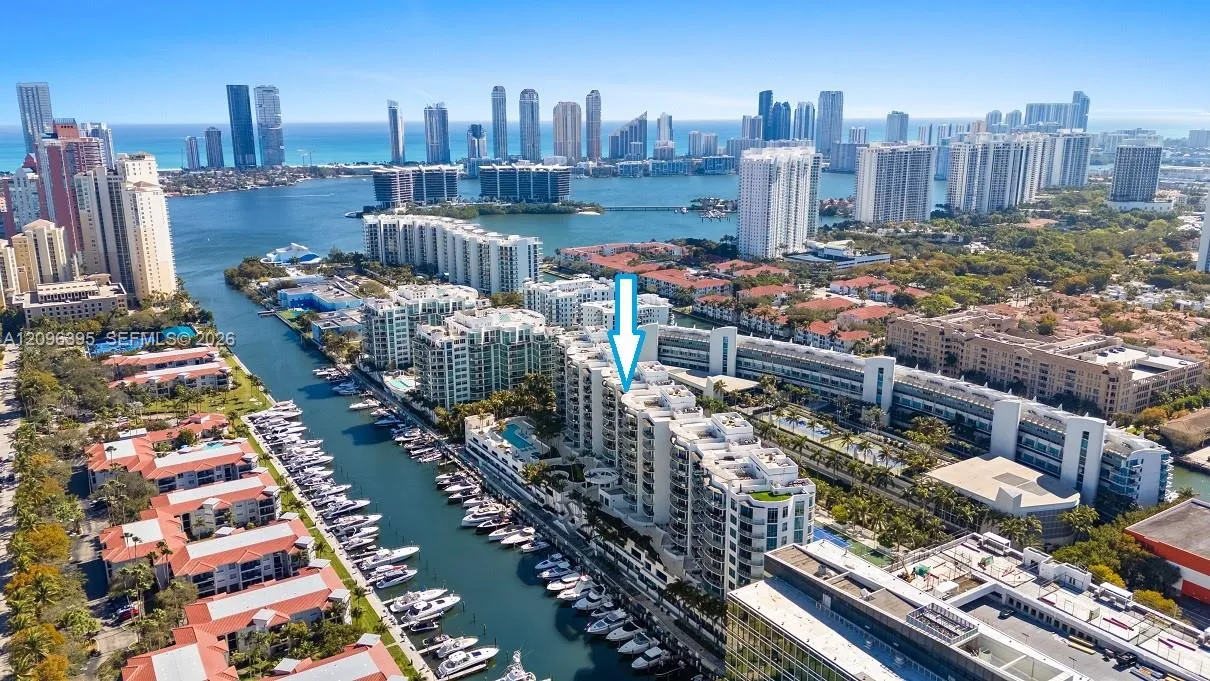 Uptown Marina Lofts. Great waterfront Condo