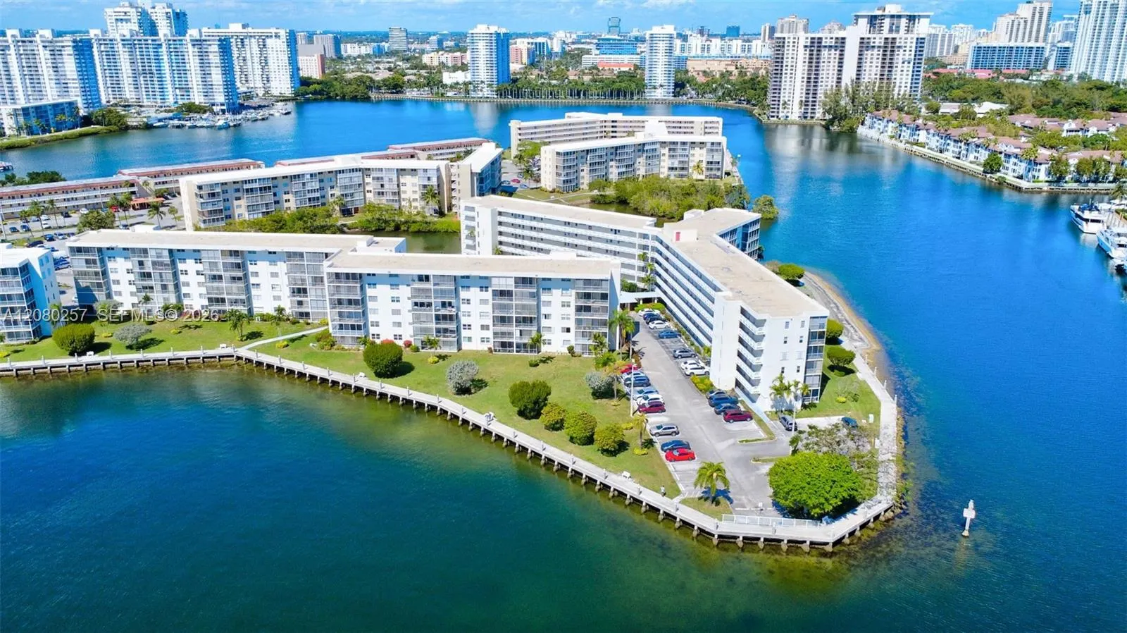 En Venta 3030 Marcos Drive T302, Aventura, FL 33160, Aventura, FL 33160