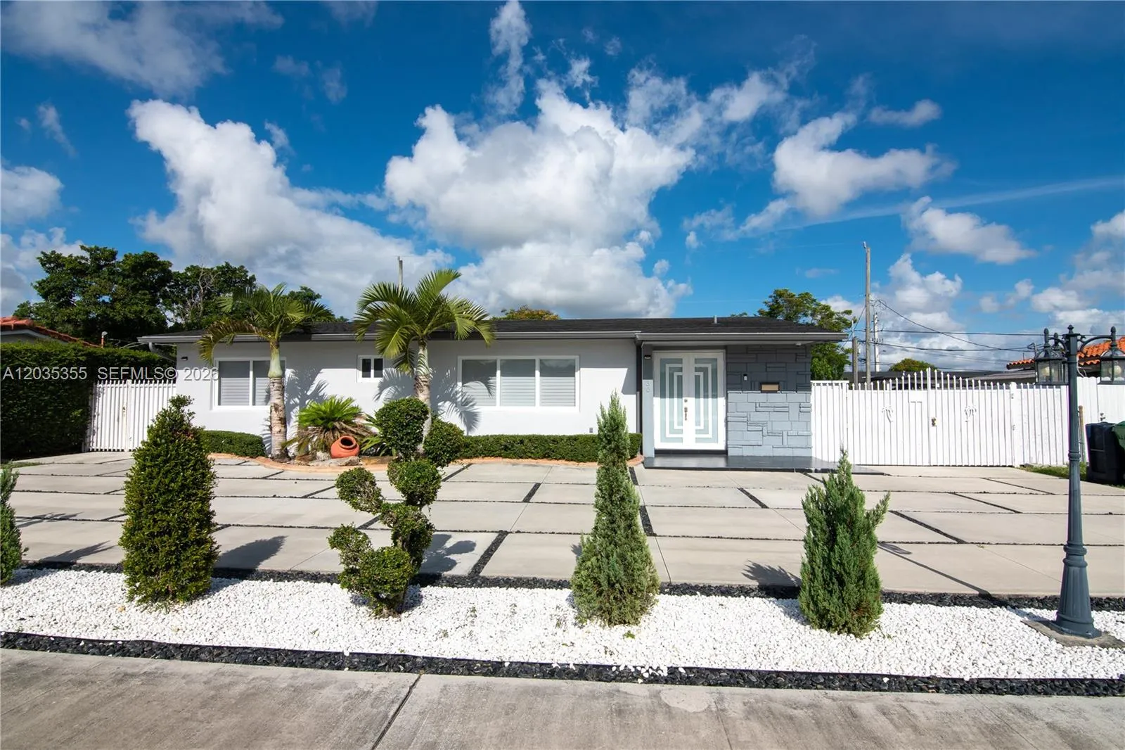 Foto de propiedad en 3030 SW 96th Avenue, Miami, FL 33165 Miami con MLS# 