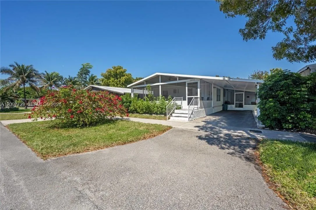 En Venta 3031 SW 51st Street, Dania Beach, FL 33312, Dania Beach, FL 33312