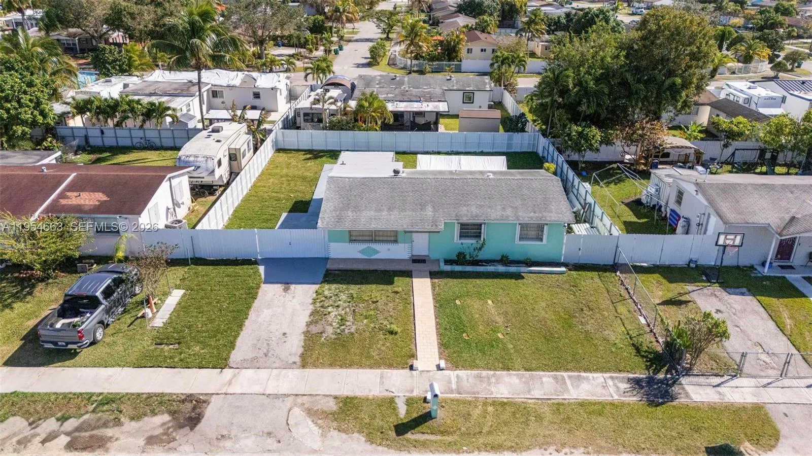 Foto de propiedad en 30345 SW 158th Court, Homestead, FL 33033 Homestead con MLS# 