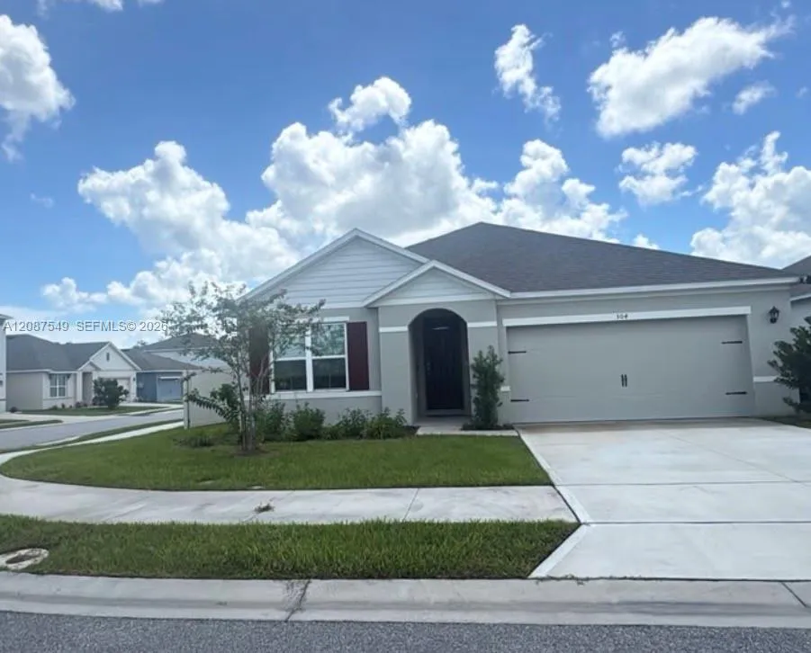 En Venta 304 Corso Loop, Winter Haven, FL 33884, Winter Haven, FL 33884