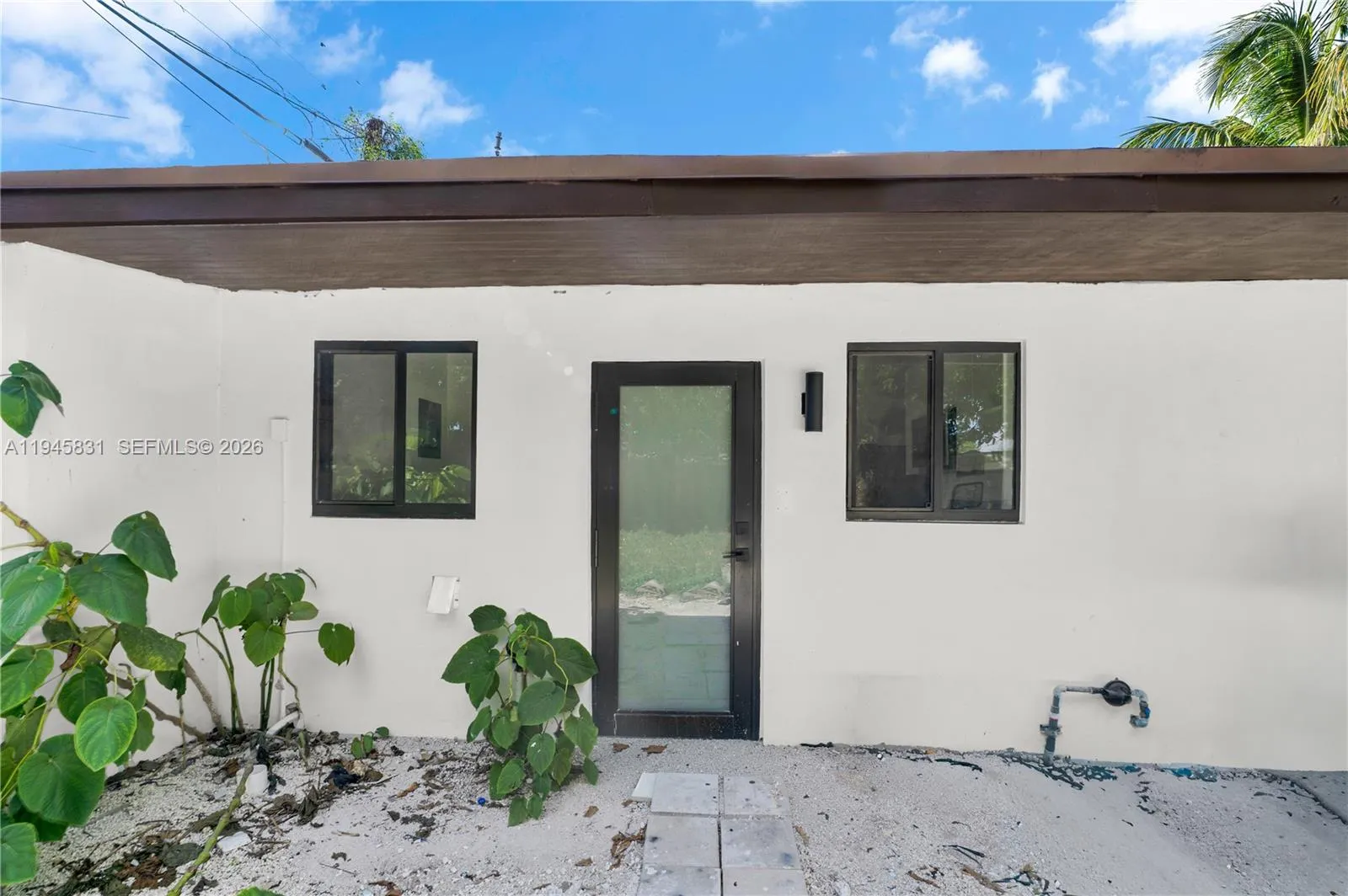 En Renta 3040 Nw 93rd D, Miami, FL 33147, Miami, FL 33147