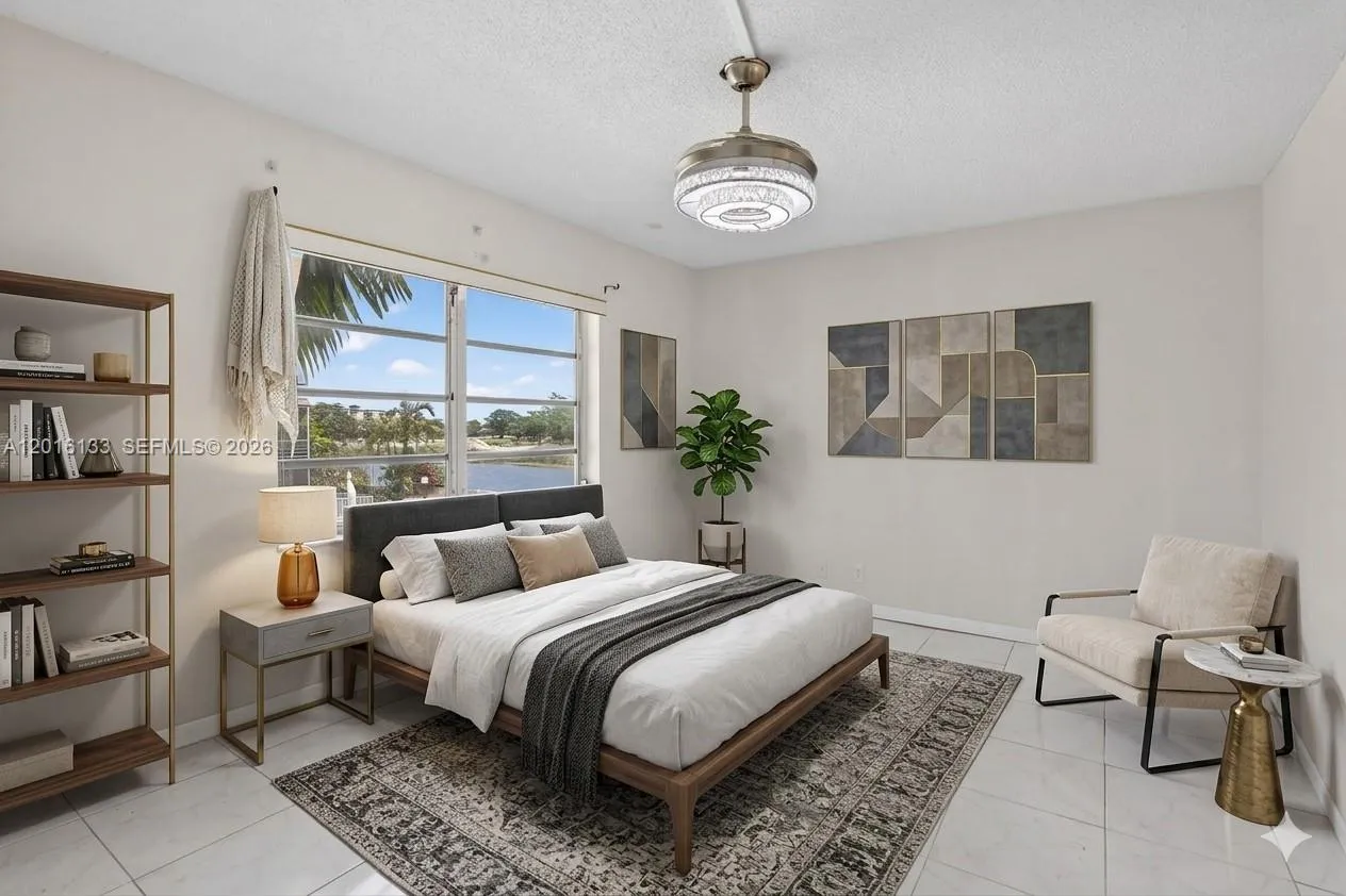 Foto de propiedad en 3048 E Sunrise Lakes Drive 220, Sunrise, FL 33322 Sunrise con MLS# 