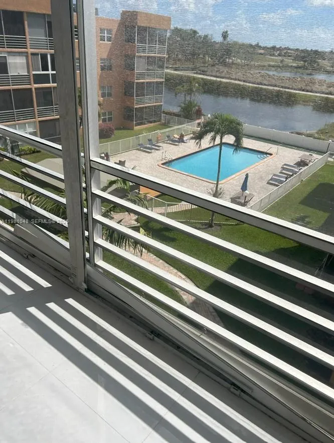 En Renta 3048 E Sunrise Lakes Drive 411, Sunrise, FL 33322, Sunrise, FL 33322
