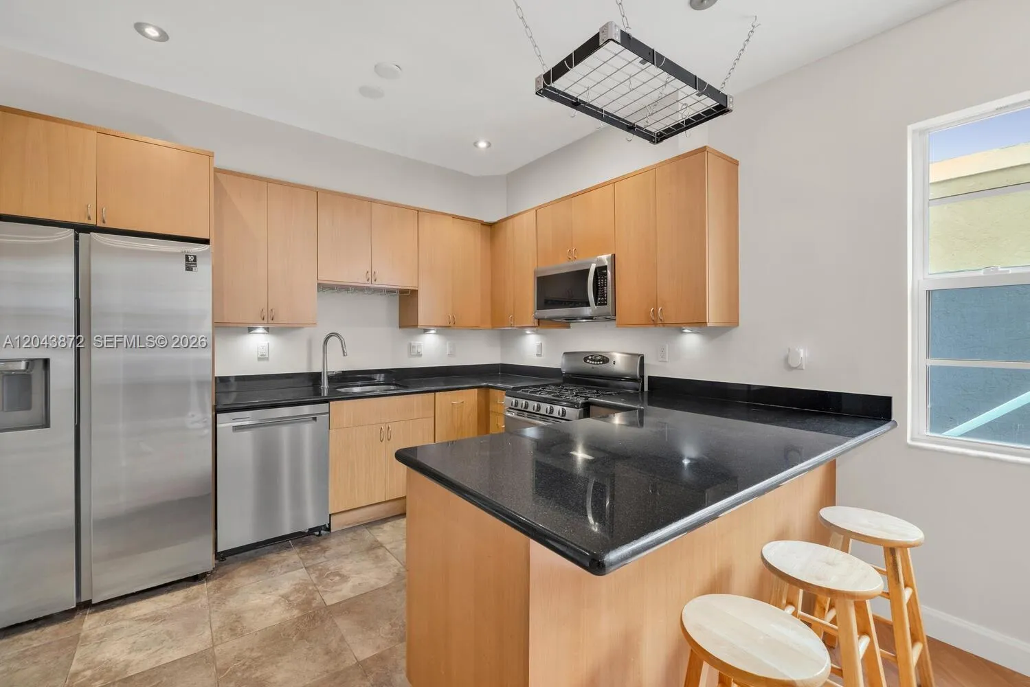 Foto de propiedad en 305 Jefferson Avenue 2, Miami Beach, FL 33139 Miami Beach con MLS# 