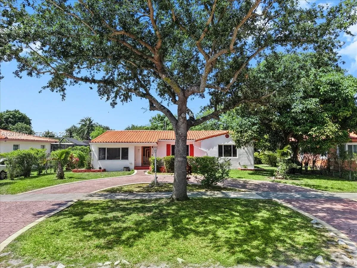 Vendido 305 NW 111th Street, Miami Shores, FL 33168, Miami Shores, FL 33168