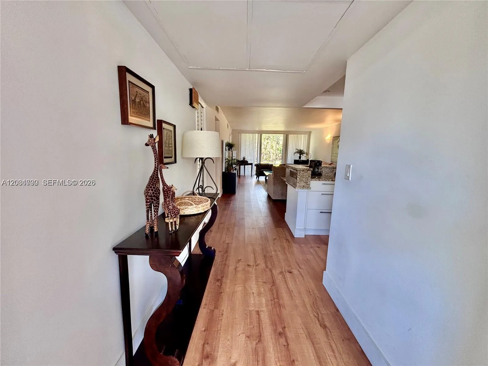 Foto de propiedad en 3051 S Palm Aire Drive 102, Pompano Beach, FL 33069 Pompano Beach con MLS# 