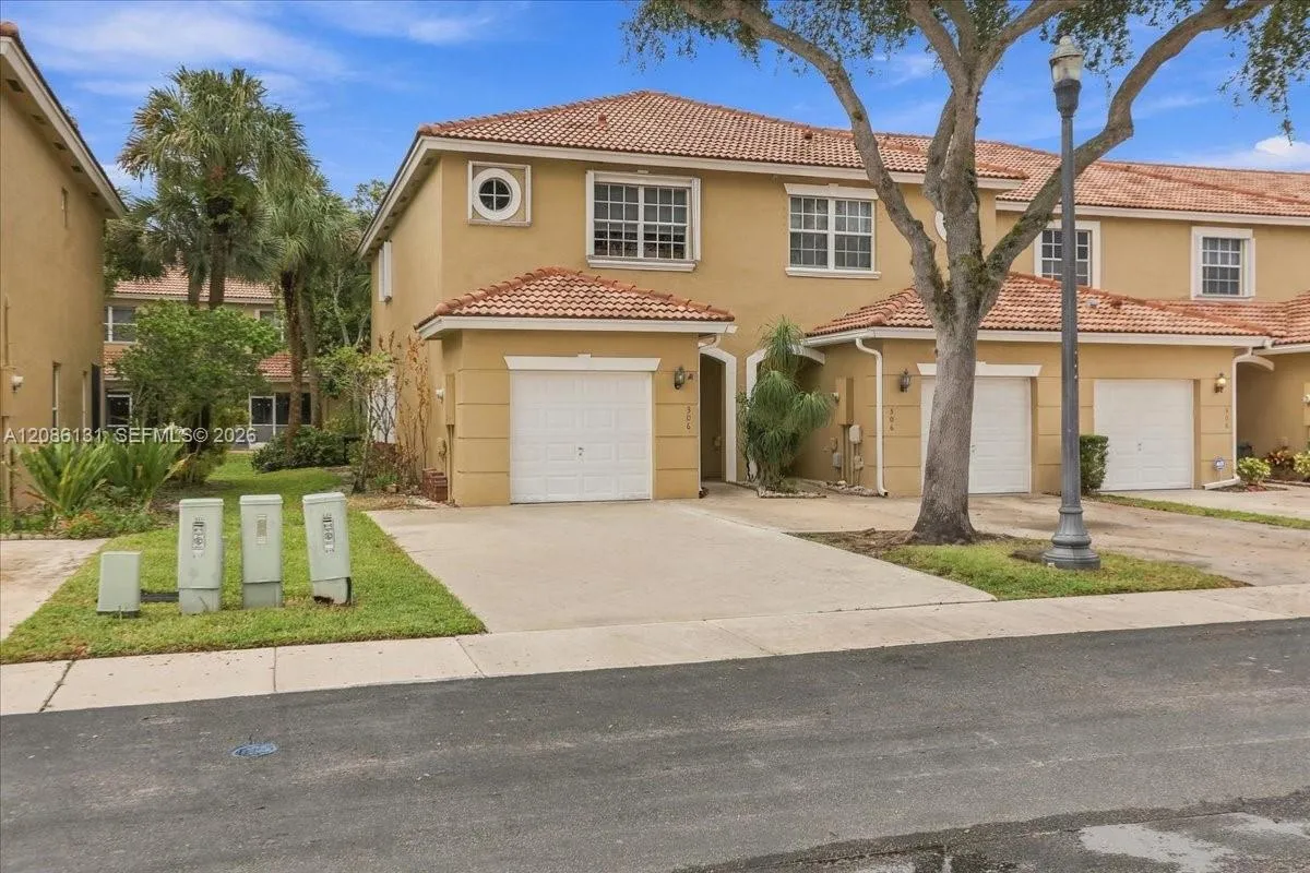 En Venta 306 SW 120th Avenue, Pembroke Pines, FL 33025, Pembroke Pines, FL 33025
