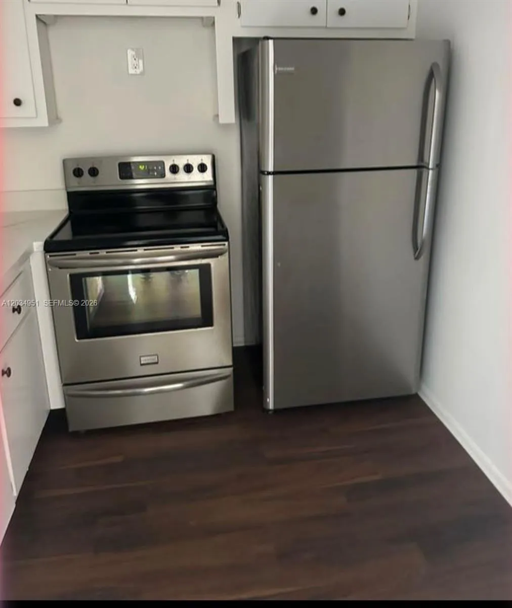 Foto de propiedad en 3061 NW 47th Terrace 327B, Lauderdale Lakes, FL 33313 Lauderdale Lakes con MLS# 