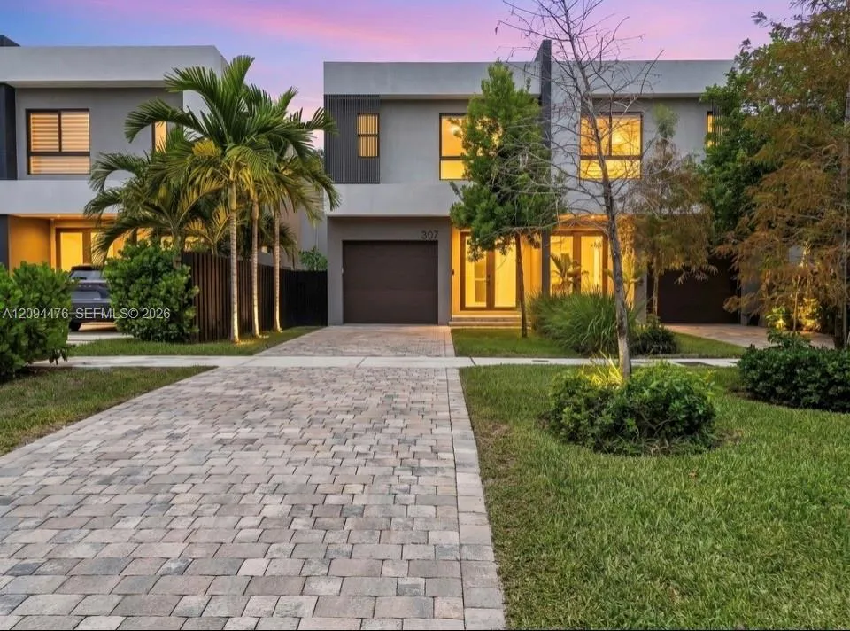 En Venta 307 SW 10th Street, Fort Lauderdale, FL 33315, Fort Lauderdale, FL 33315