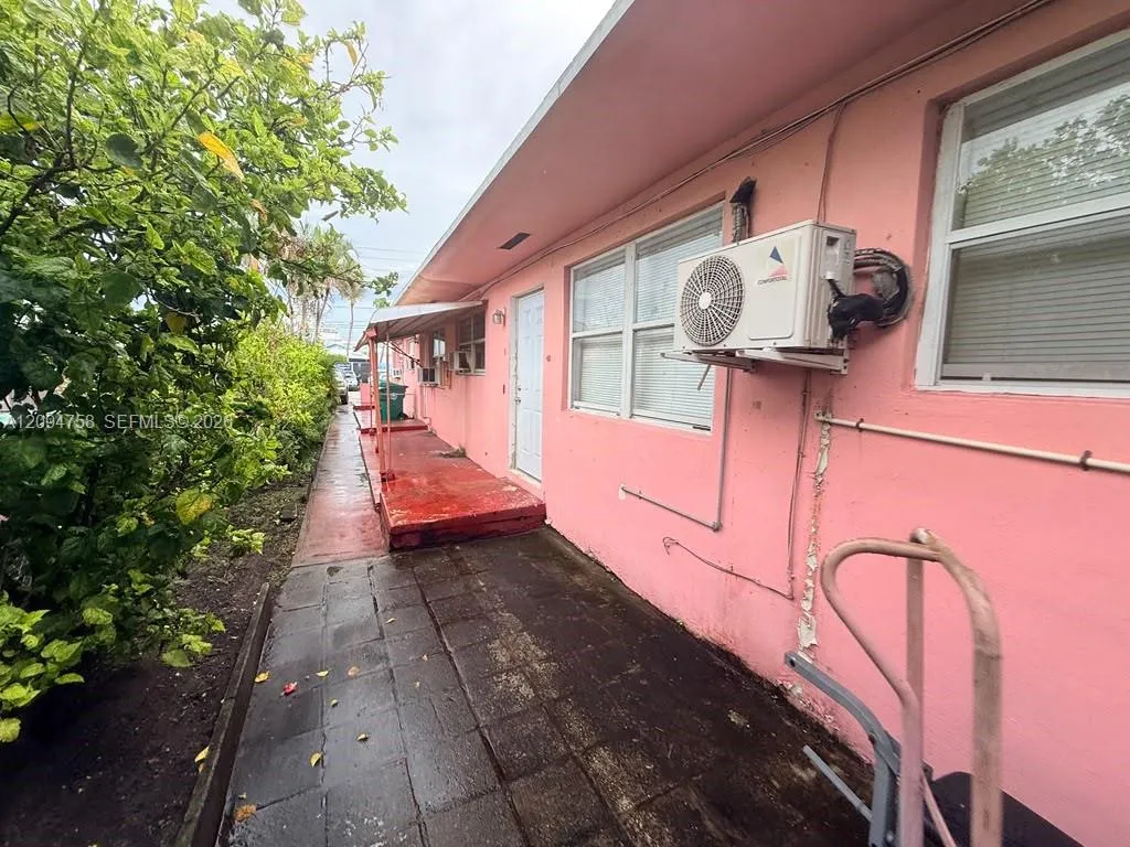En Renta 3070 NW 20th Street 2, Miami, FL 33142, Miami, FL 33142