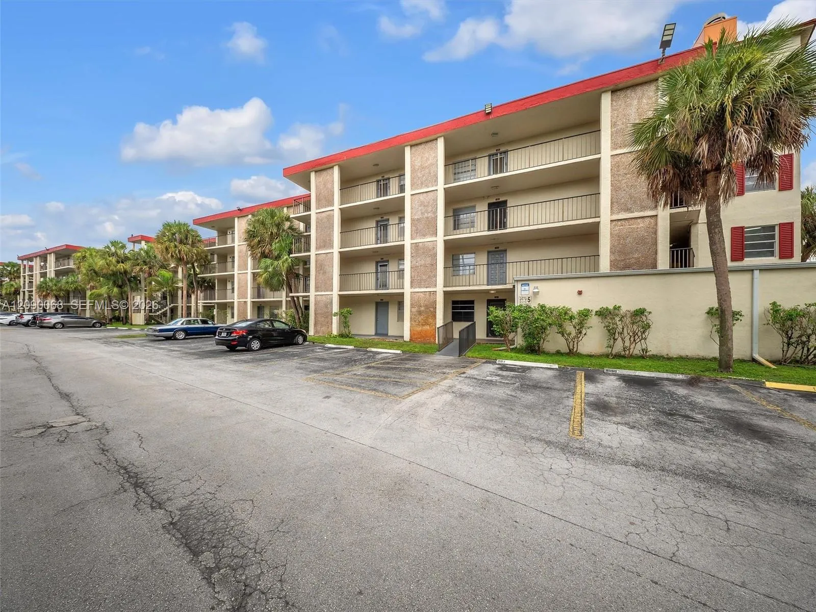 En Renta 3070 NW 48th Terrace 111, Lauderdale Lakes, FL 33313, Lauderdale Lakes, FL 33313