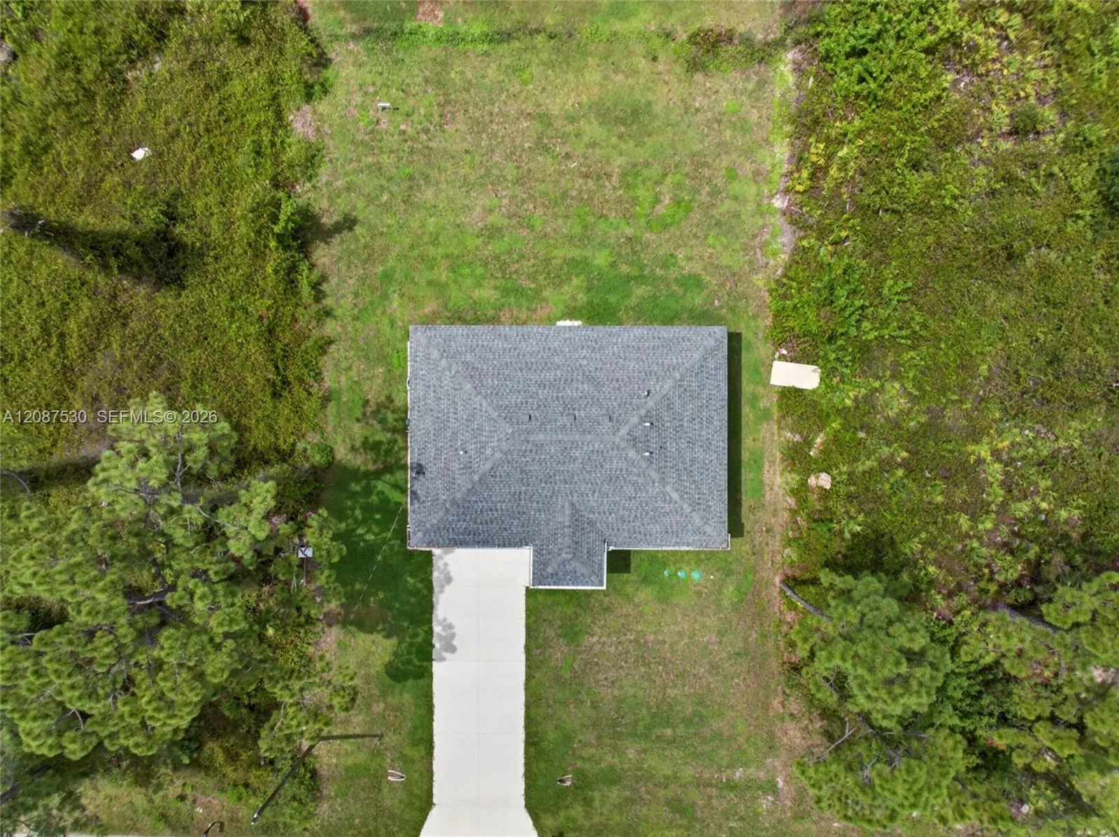 En Venta 308 Mangonia, Lehigh Acres, FL 33974, Lehigh Acres, FL 33974