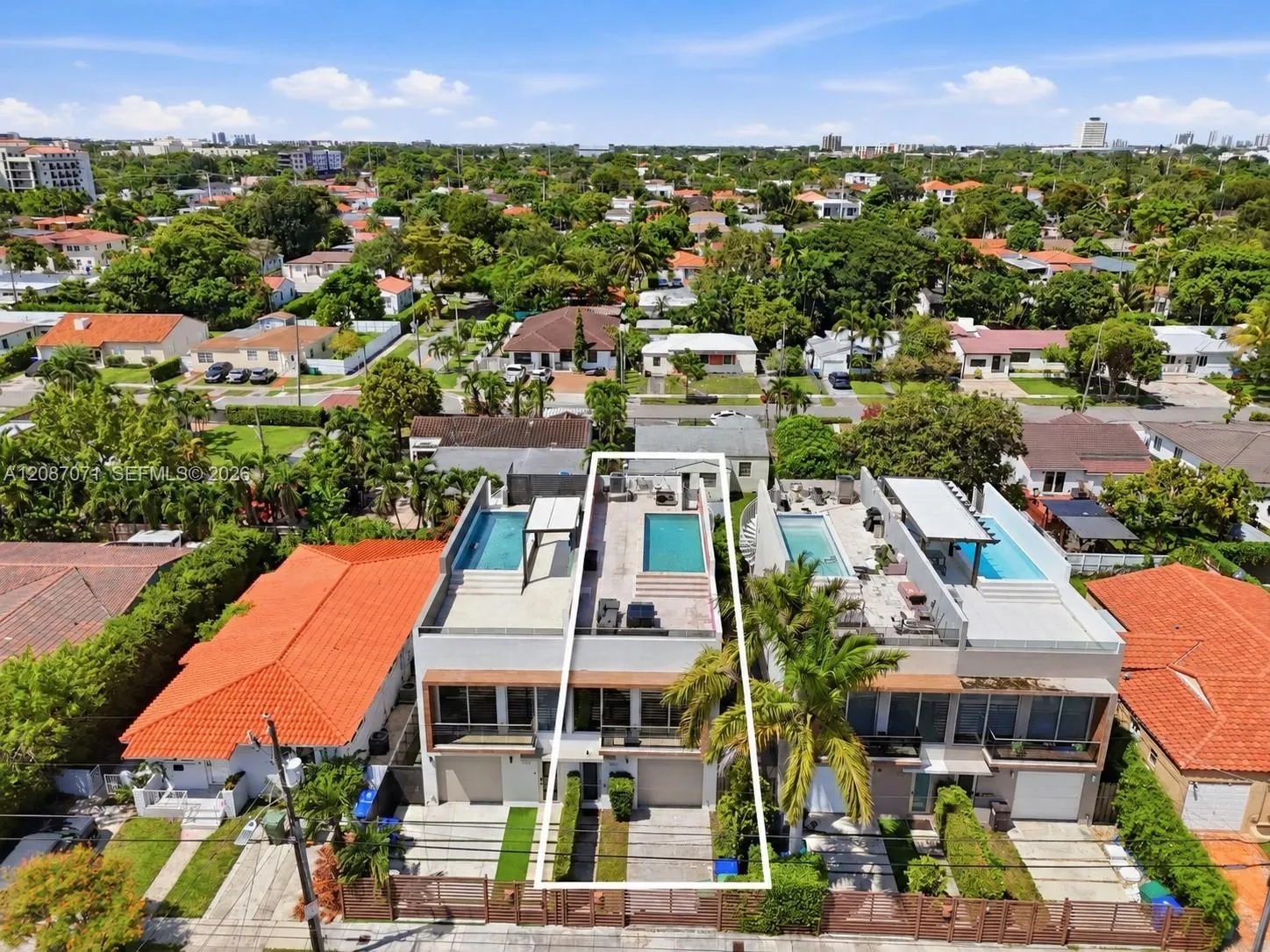 En Venta 3091 SW 21st Street, Miami, FL 33145, Miami, FL 33145