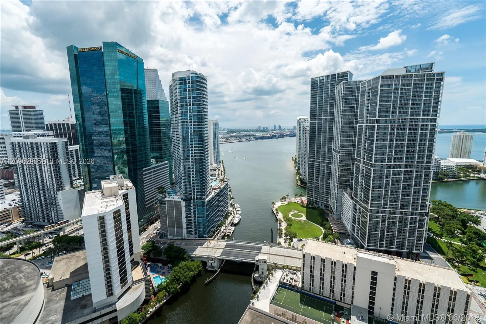En Renta 31 SE 5 Street 1203, Miami, FL 33131, Miami, FL 33131