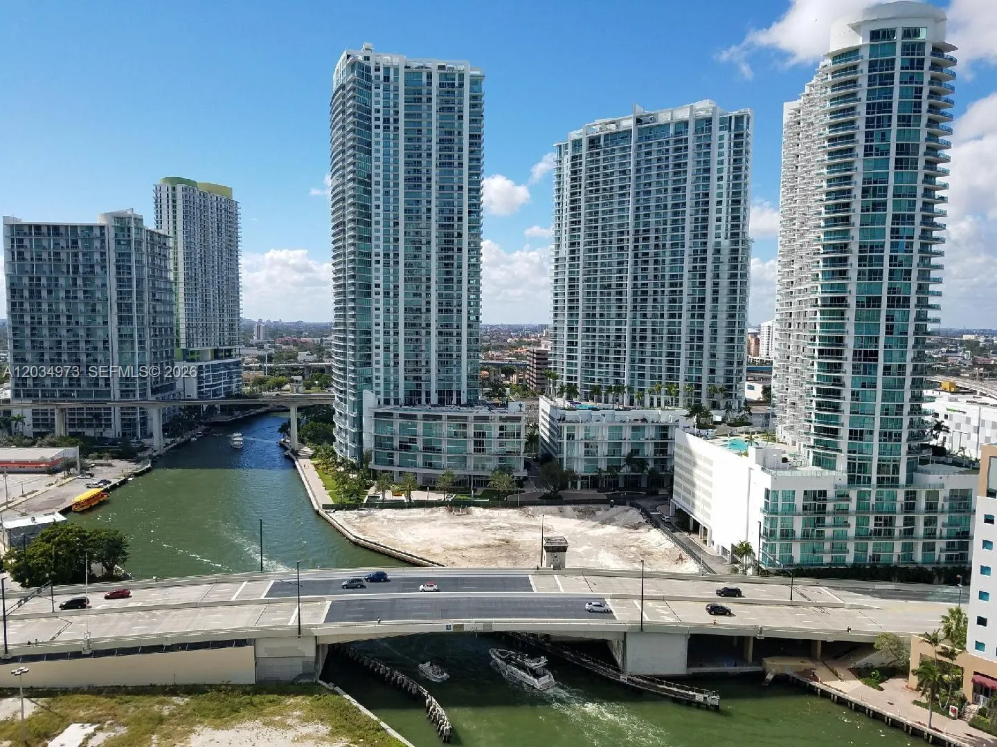 Foto de propiedad en 31 SE 5th Street 2205, Miami, FL 33131 Miami con MLS#