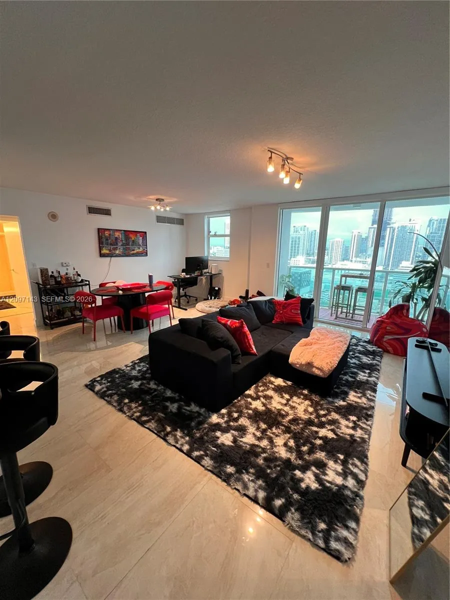 En Venta 31 SE 5th Street 2801, Miami, FL 33131, Miami, FL 33131