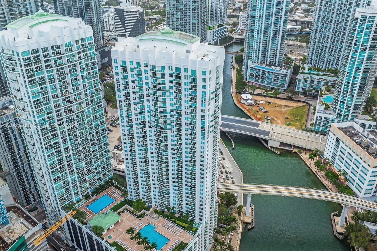 Foto de propiedad en 31 SE 5th Street 2808, Miami, FL 33131 Miami con MLS# 