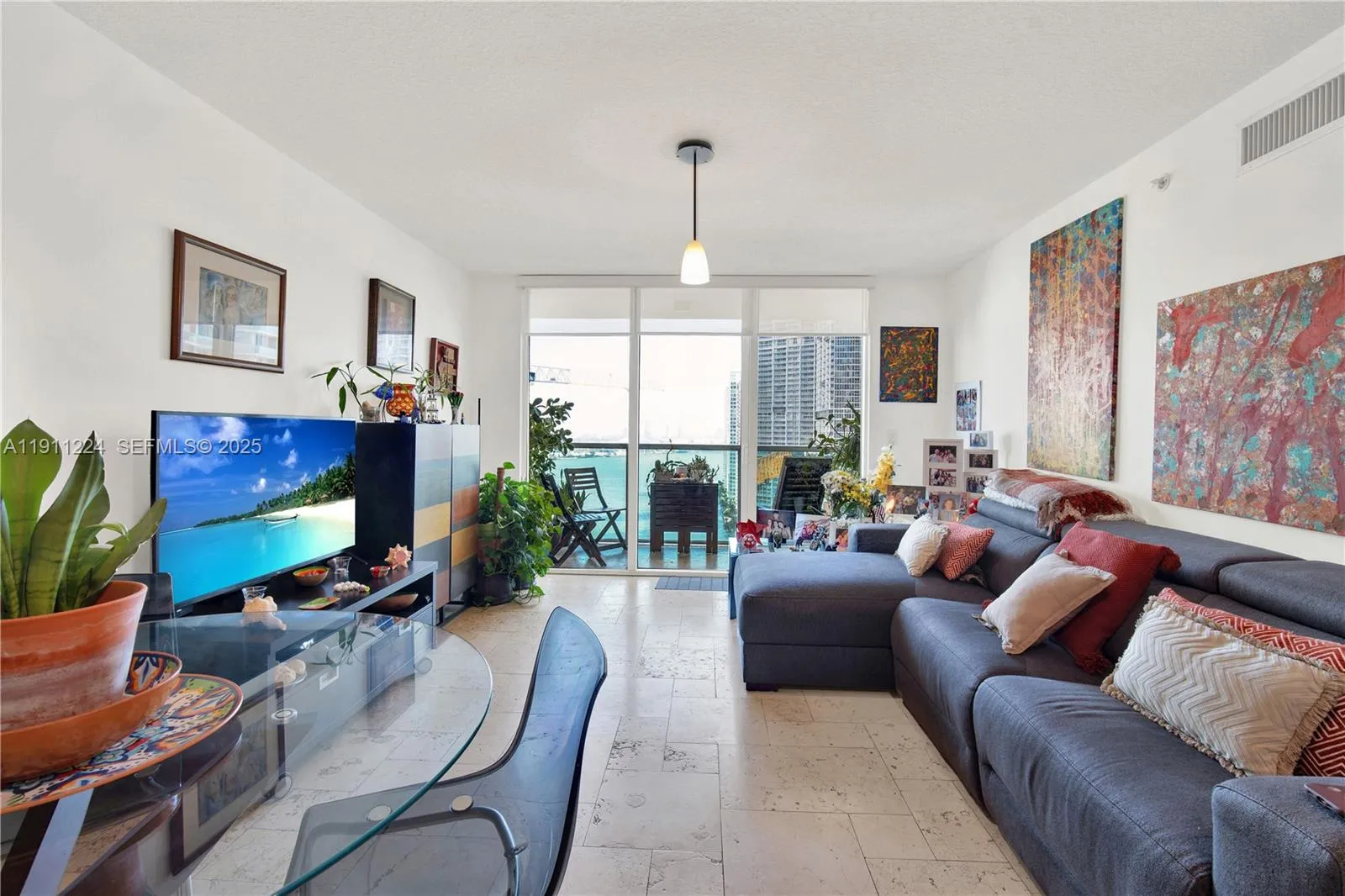 Foto de propiedad en 31 SE 5th Street 2910, Miami, FL 33131 Miami con MLS#
