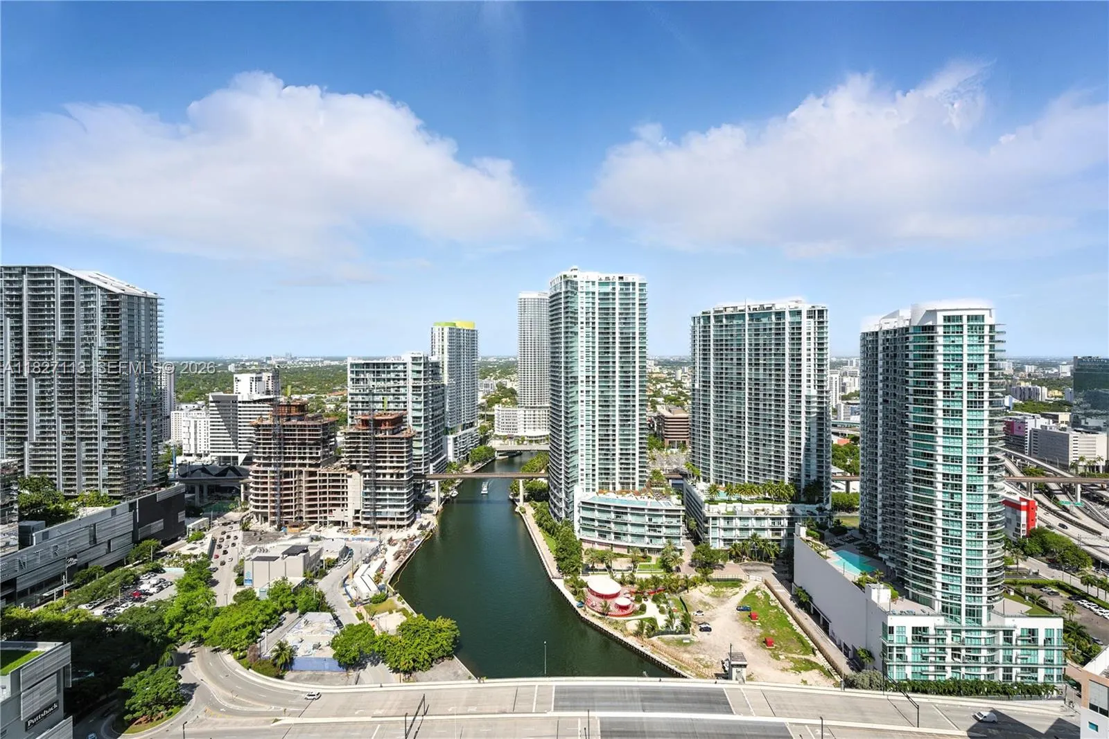 Foto de propiedad en 31 SE 5th Street 4021, Miami, FL 33131 Miami con MLS# 