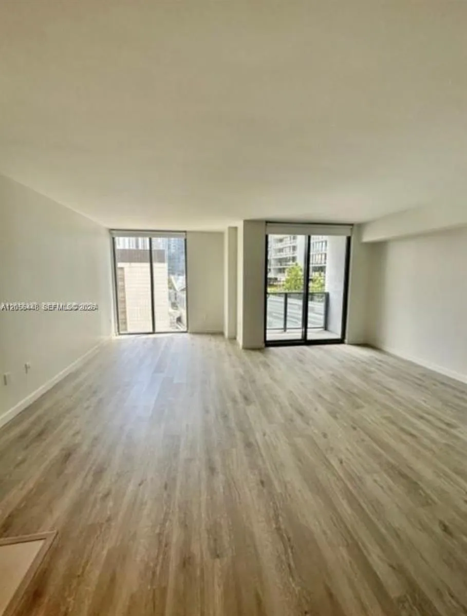 Foto de propiedad en 31 SE 6th Street 1503, Miami, FL 33131 Miami con MLS# 