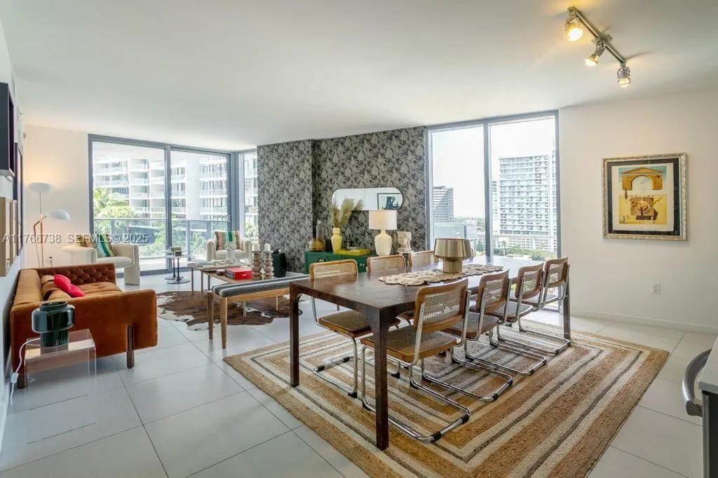 Foto de propiedad en 31 SE 6th Street 1601, Miami, FL 33131 Miami con MLS# 