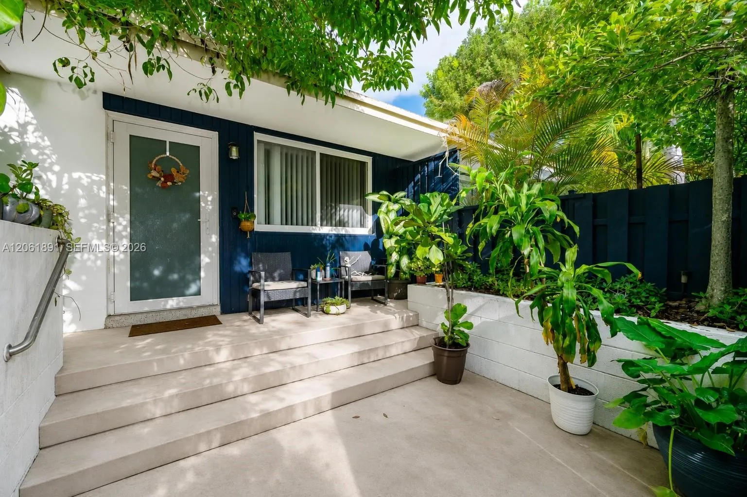 Foto de propiedad en 3100 Naomi Street 3102, Miami, FL 33133 Miami con MLS# 