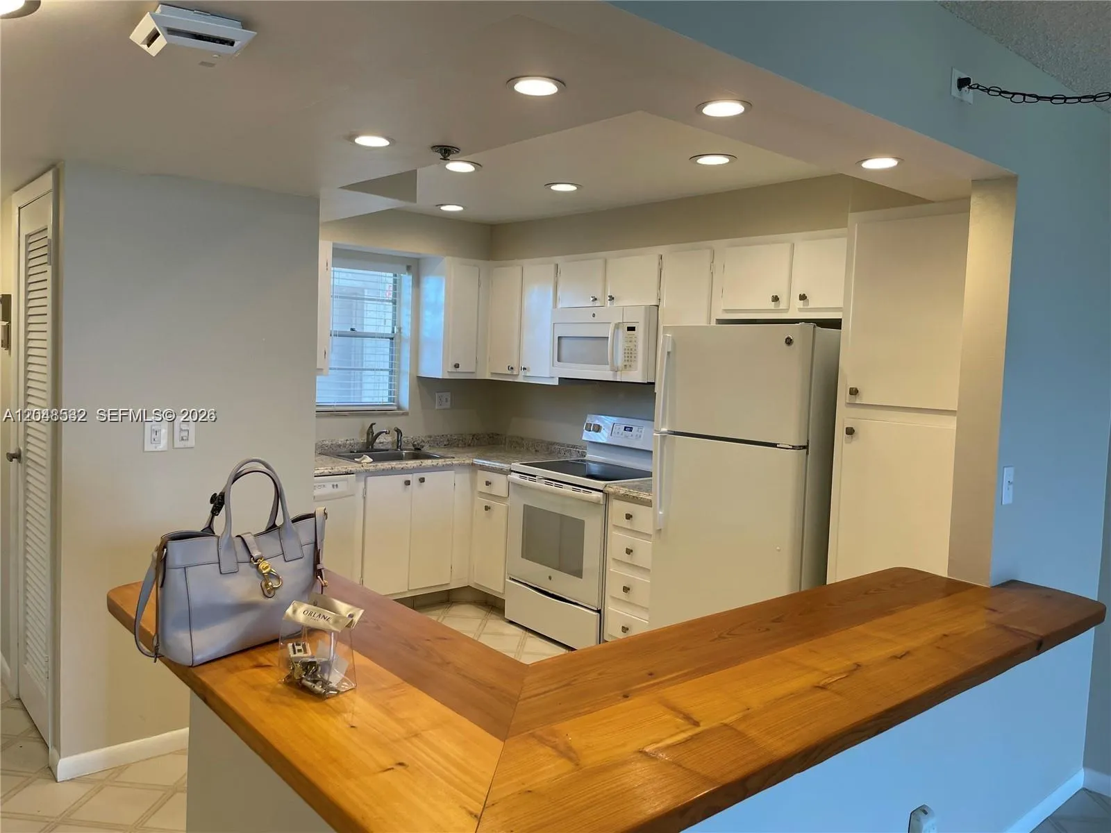 Foto de propiedad en 3100 W Rolling Hills Circle 502, Davie, FL 33328 Davie con MLS# 