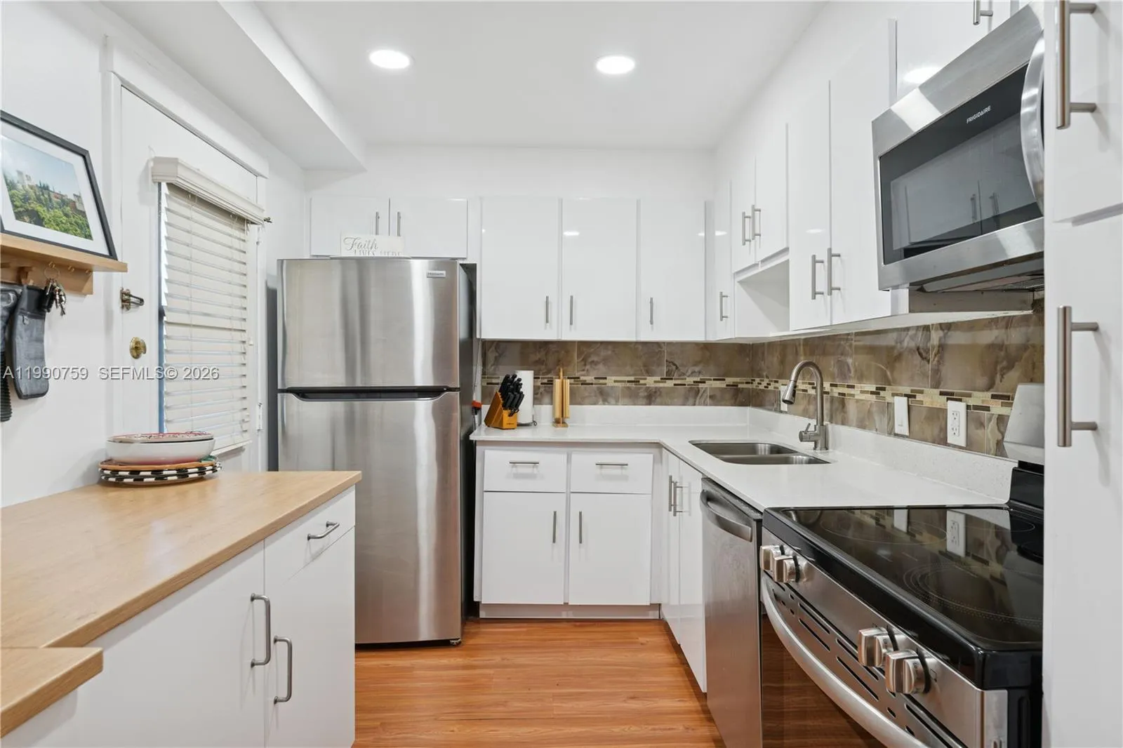 Foto de propiedad en 3101 N Country Club Drive 102, Aventura, FL 33180 Aventura con MLS# 