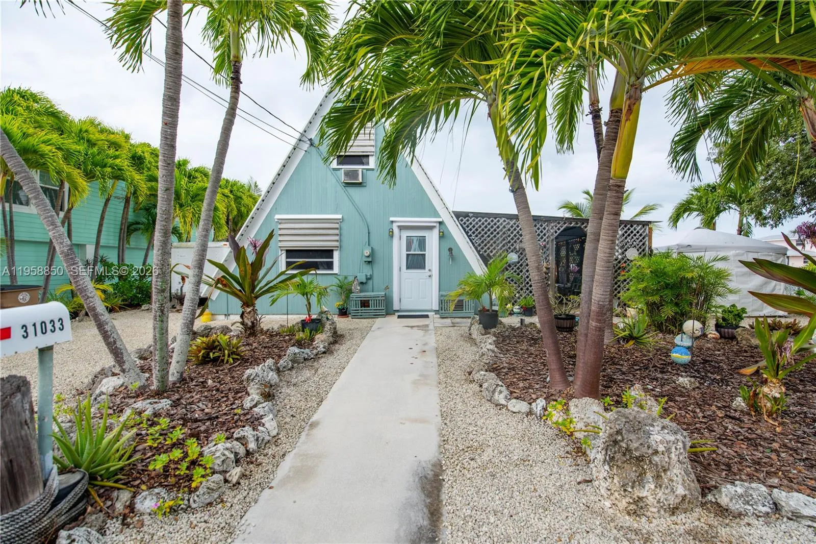 Foto de propiedad en 31033 Hibiscus Drive, Big Pine Key, FL 33043 Big Pine Key con MLS# 