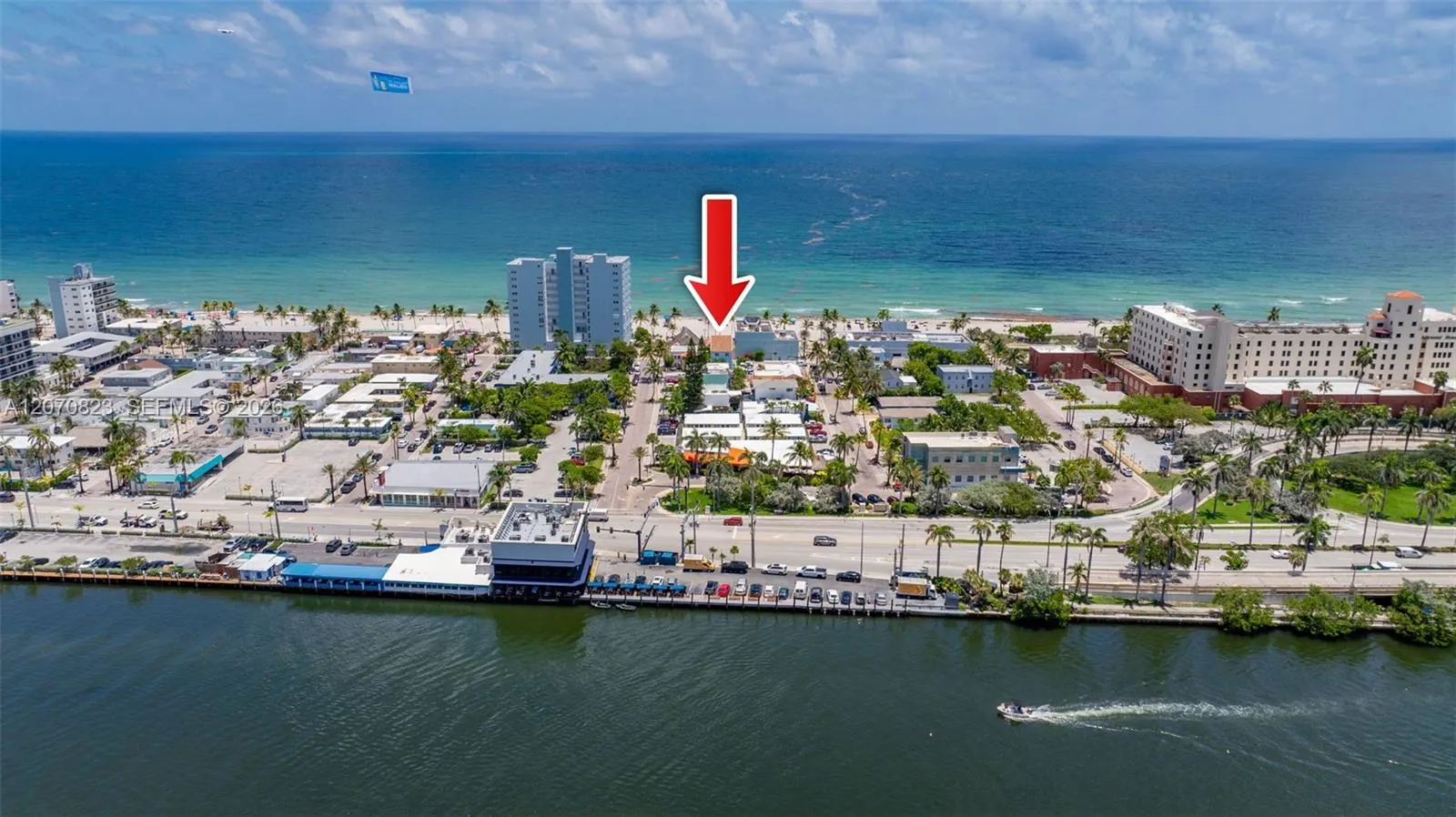 Foto de propiedad en 311 N Surf Road, Hollywood, FL 33019 Hollywood con MLS# 