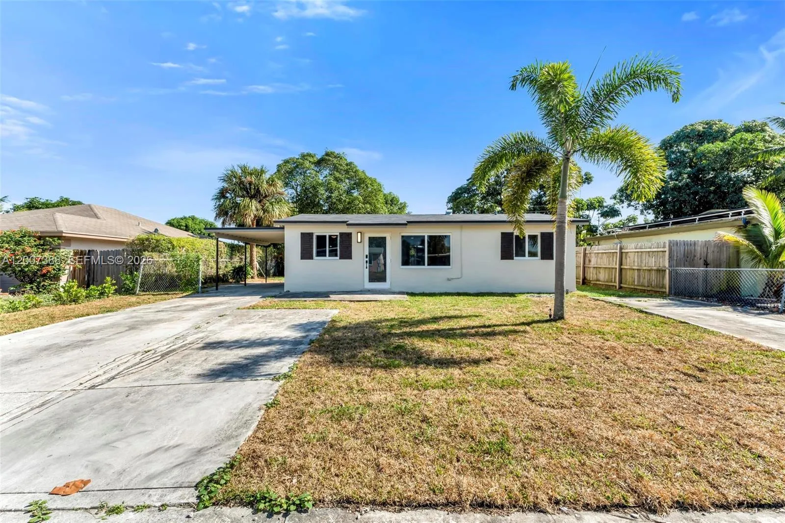 Foto de propiedad en 311 NW 12th Avenue, Delray Beach, FL 33444 Delray Beach con MLS# 