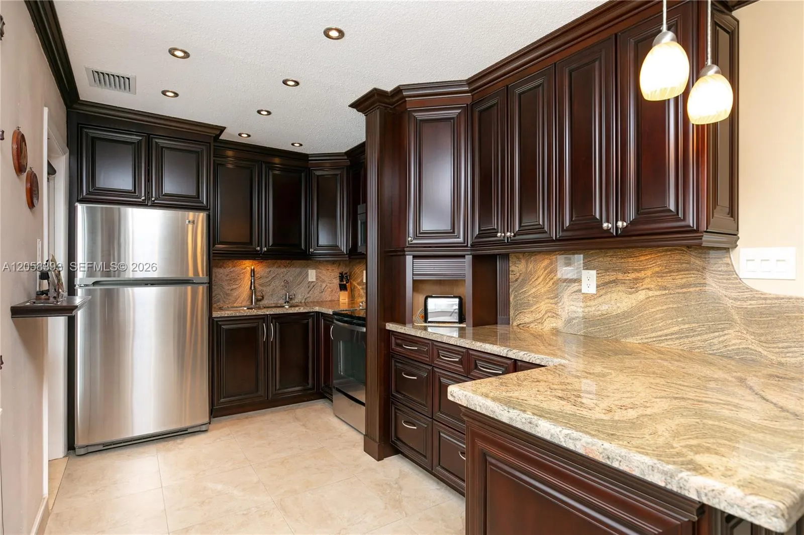 Foto de propiedad en 3135 S Ocean Drive 227, Hallandale Beach, FL 33009 Hallandale Beach con MLS# 