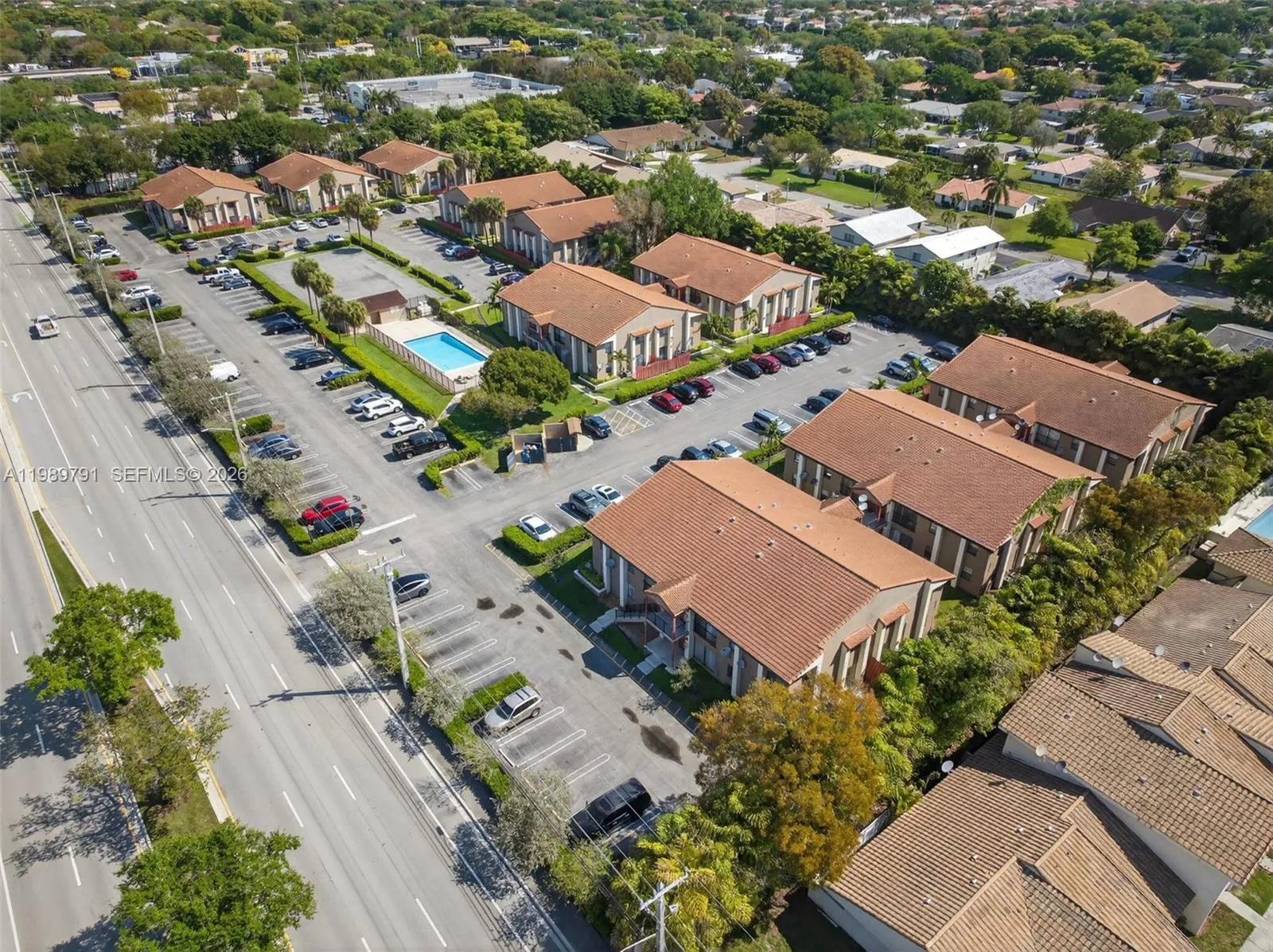 Foto de propiedad en 3149 Coral Ridge Drive 3149, Coral Springs, FL 33065 Coral Springs con MLS# 
