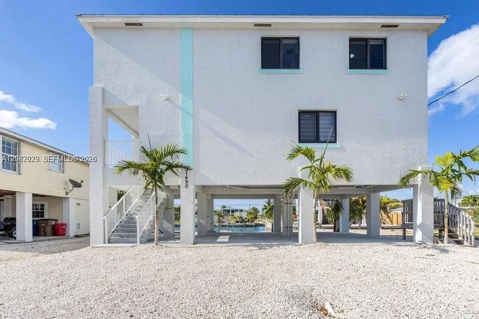 Foto de propiedad en 31490 Avenue F, Big Pine Key, FL 33043 Big Pine Key con MLS# 