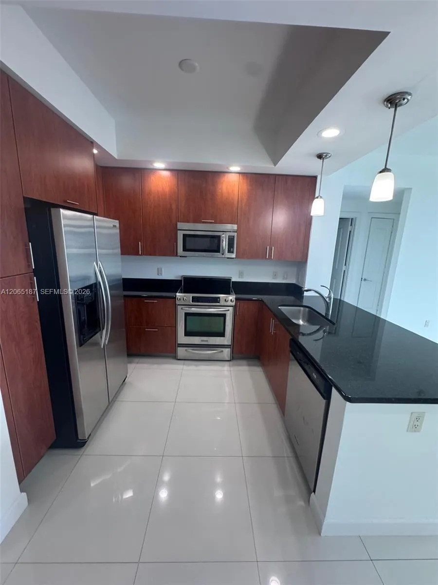 Foto de propiedad en 315 NE 3rd Avenue 1905, Fort Lauderdale, FL 33301 Fort Lauderdale con MLS# 