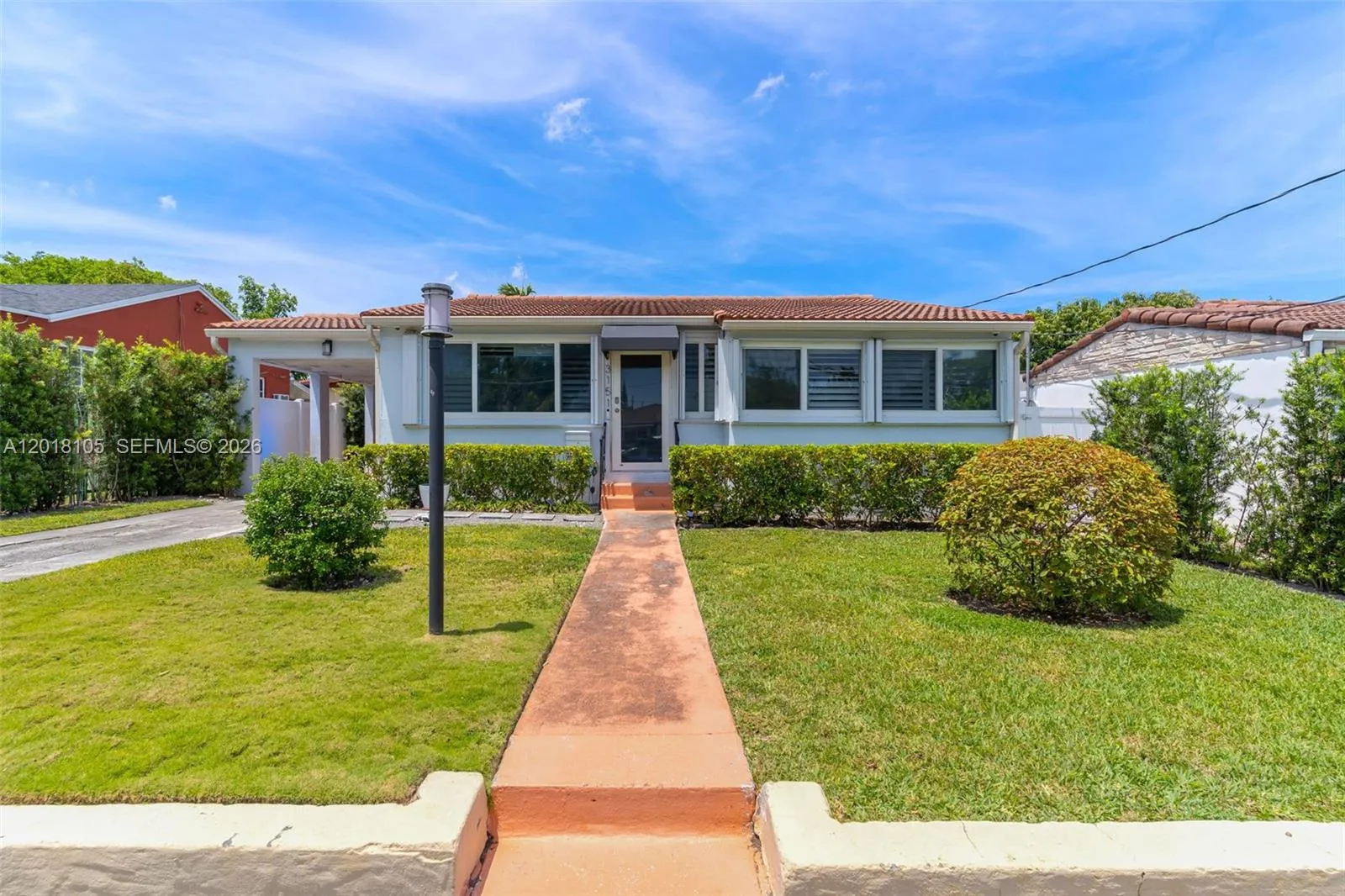Foto de propiedad en 3151 NW Flagler Terrace, Miami, FL 33125 Miami con MLS# 
