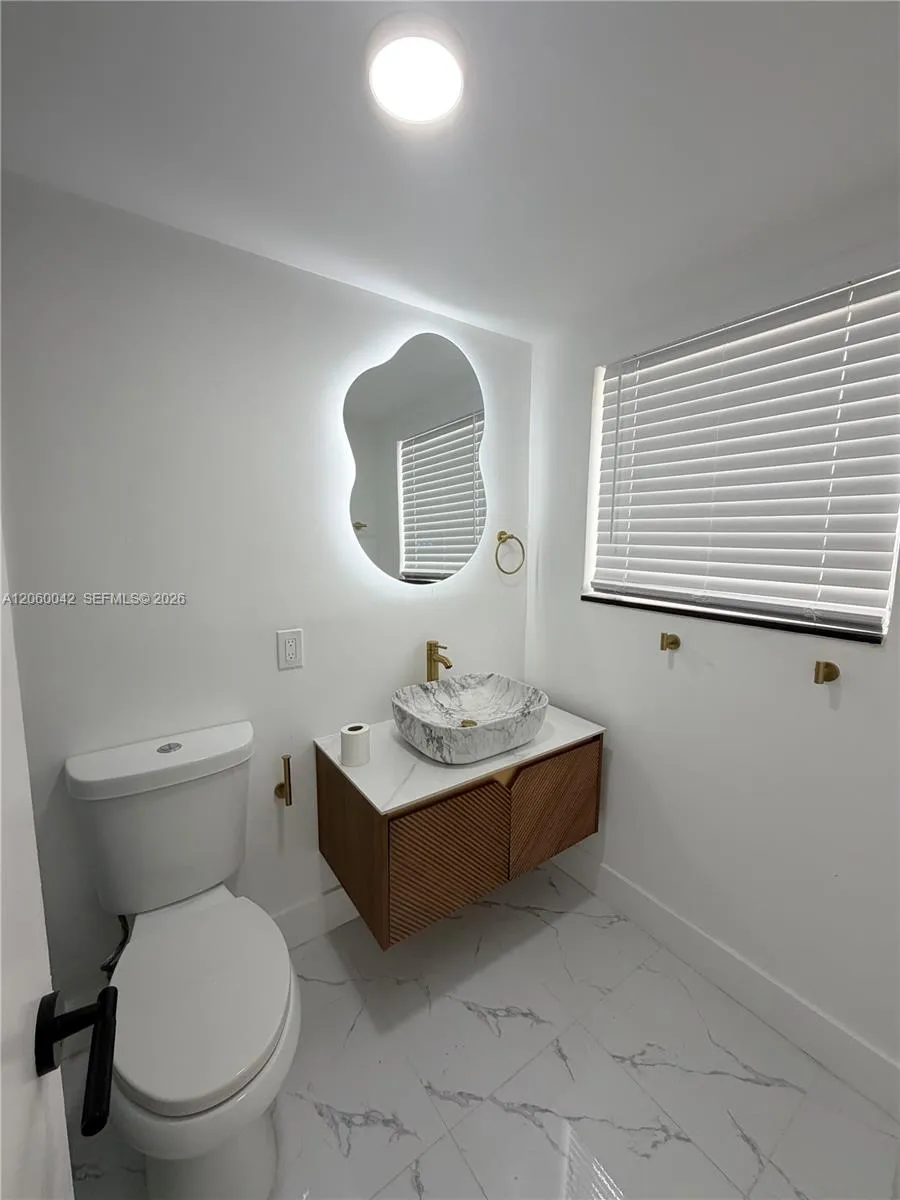 Foto de propiedad en 316 Surfside Boulevard 2, Surfside, FL 33154 Surfside con MLS# 