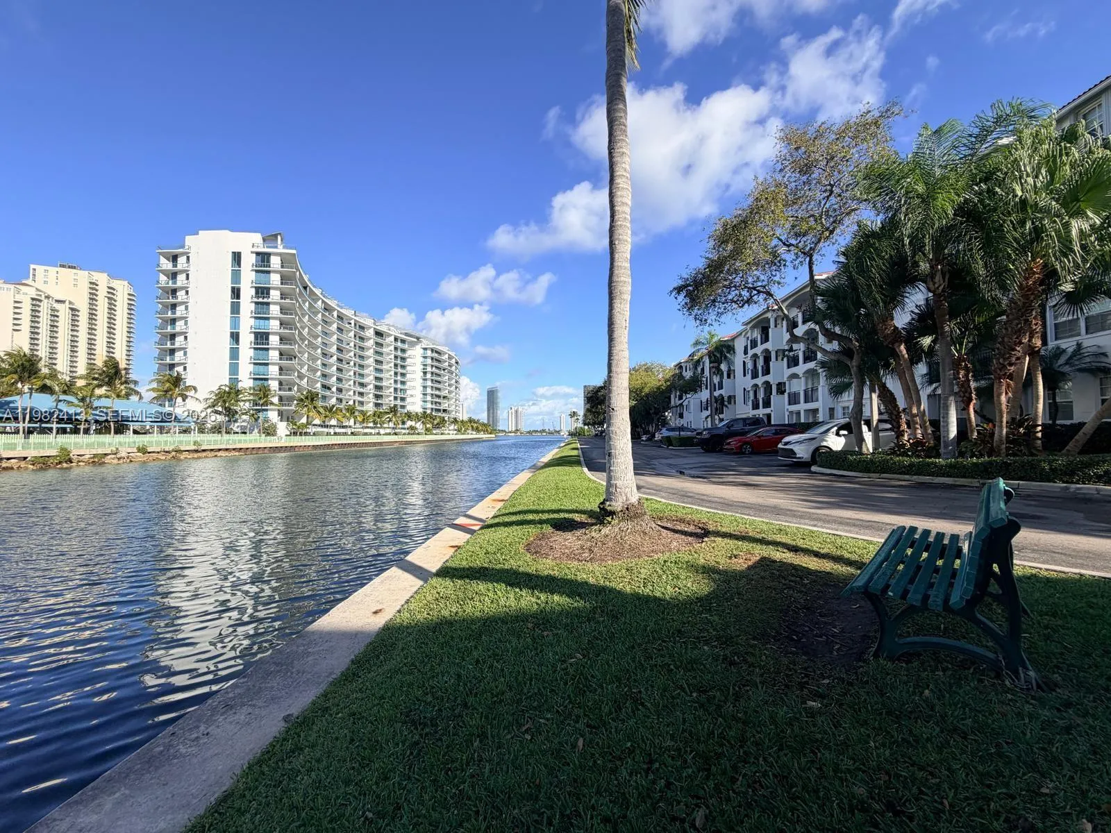 Foto de propiedad en 3165 NE 184th Street 6102, Aventura, FL 33160 Aventura con MLS# 