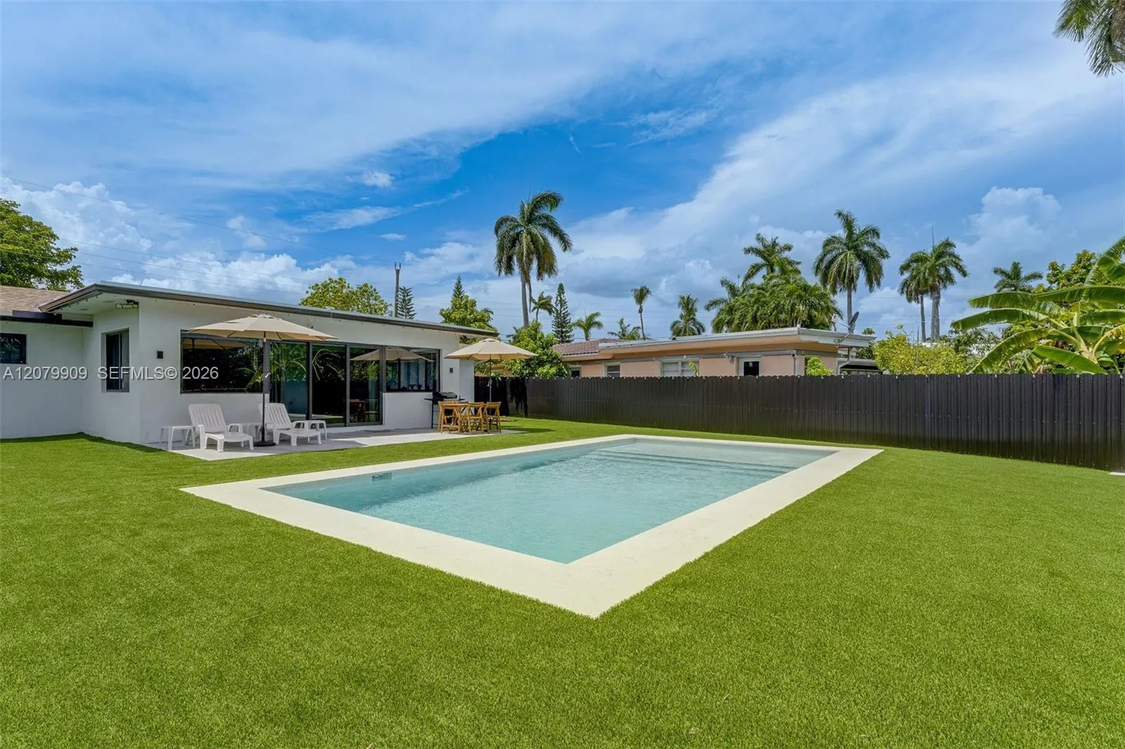 Foto de propiedad en 317 N 31st Avenue, Hollywood, FL 33021 Hollywood con MLS# 