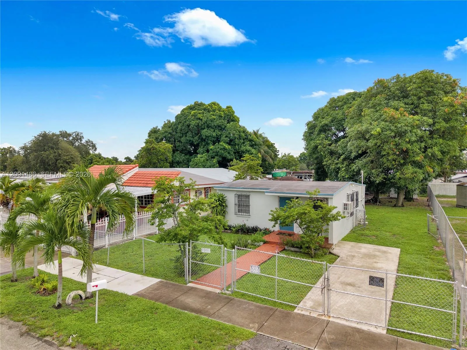 En Venta 3170 NW 97th Street, Miami, FL 33147, Miami, FL 33147