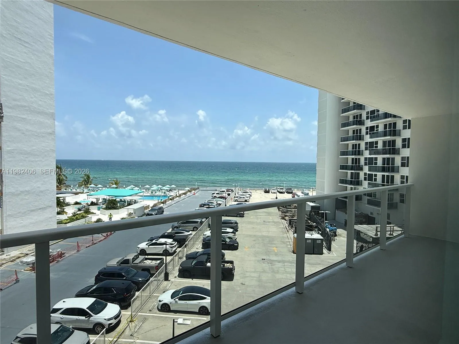 Foto de propiedad en 3180 S Ocean Drive 401, Hallandale Beach, FL 33009 Hallandale Beach con MLS#