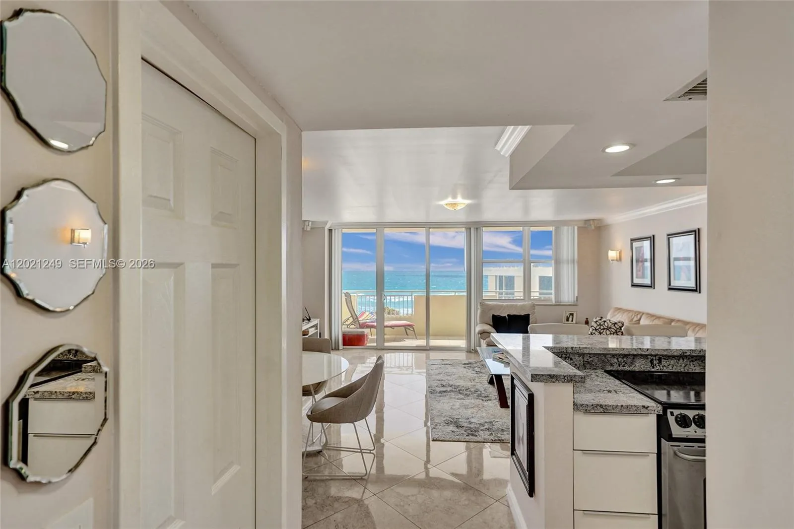 Foto de propiedad en 3180 S Ocean Drive 415, Hallandale Beach, FL 33009 Hallandale Beach con MLS#