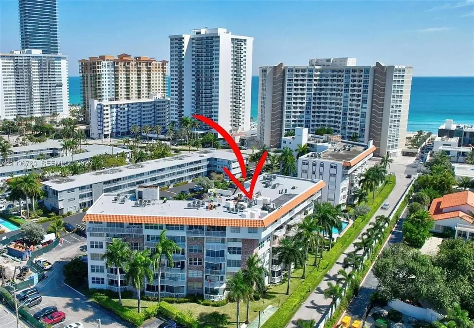 Foto de propiedad en 3181 S Ocean Drive W 306 W, Hallandale Beach, FL 33009 Hallandale Beach con MLS# 