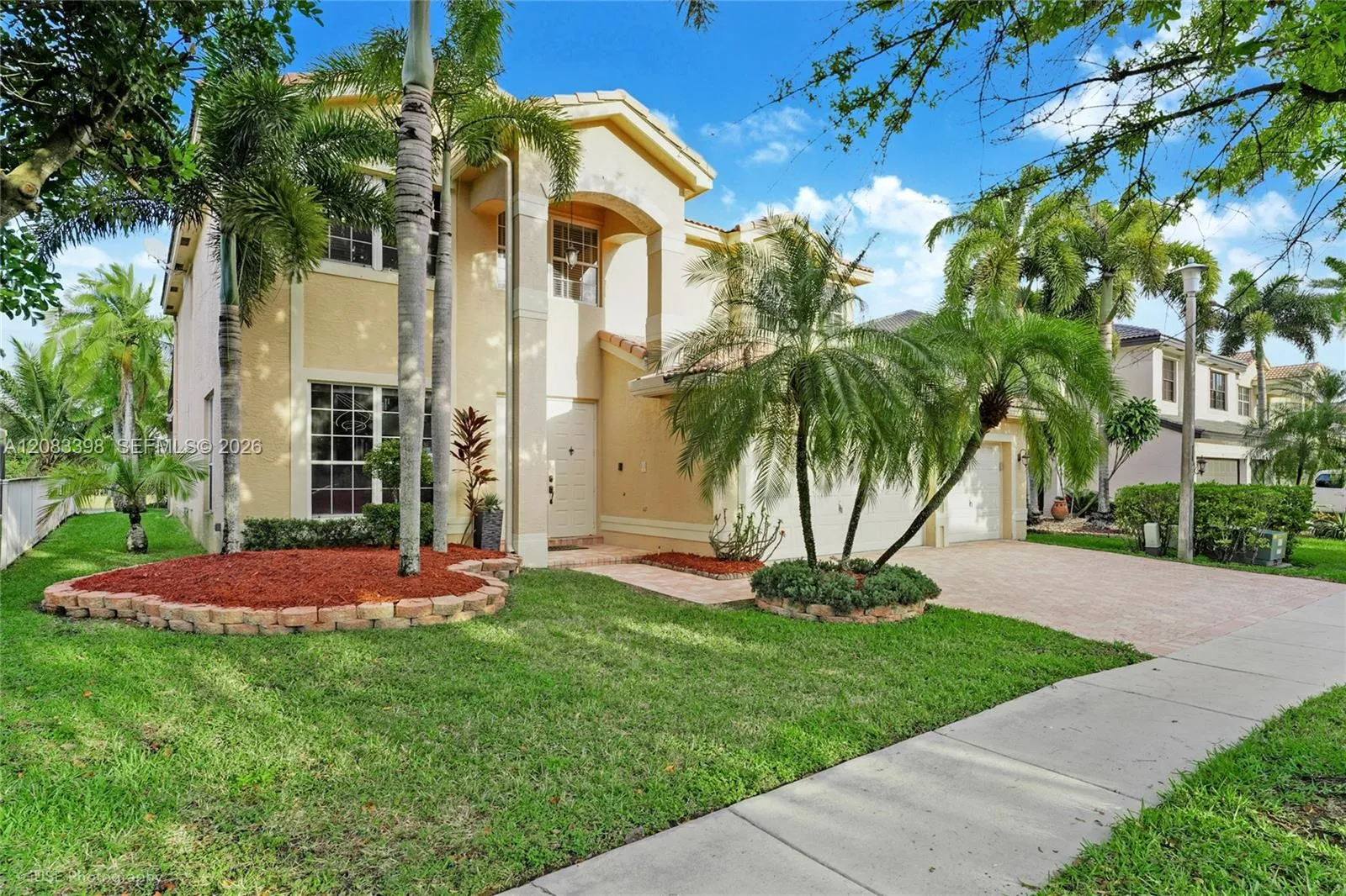 Foto de propiedad en 3181 SW 173rd Terrace, Miramar, FL 33029 Miramar con MLS# 